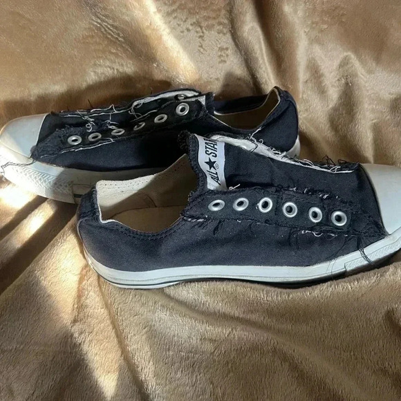 Converse Shoes - Converse slip on sneakers